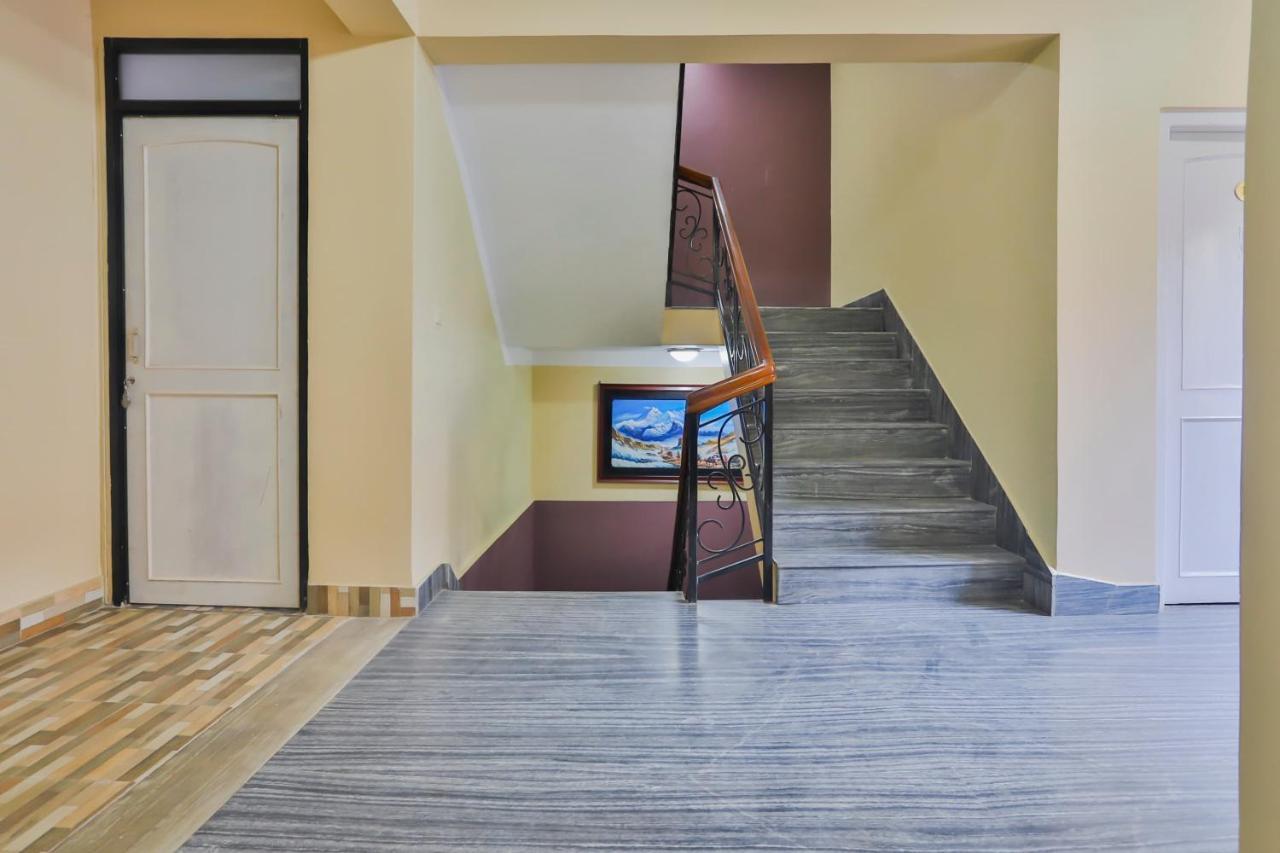 קטמנדו Oyo 720 Lekali Homes And Restaurant מראה חיצוני תמונה